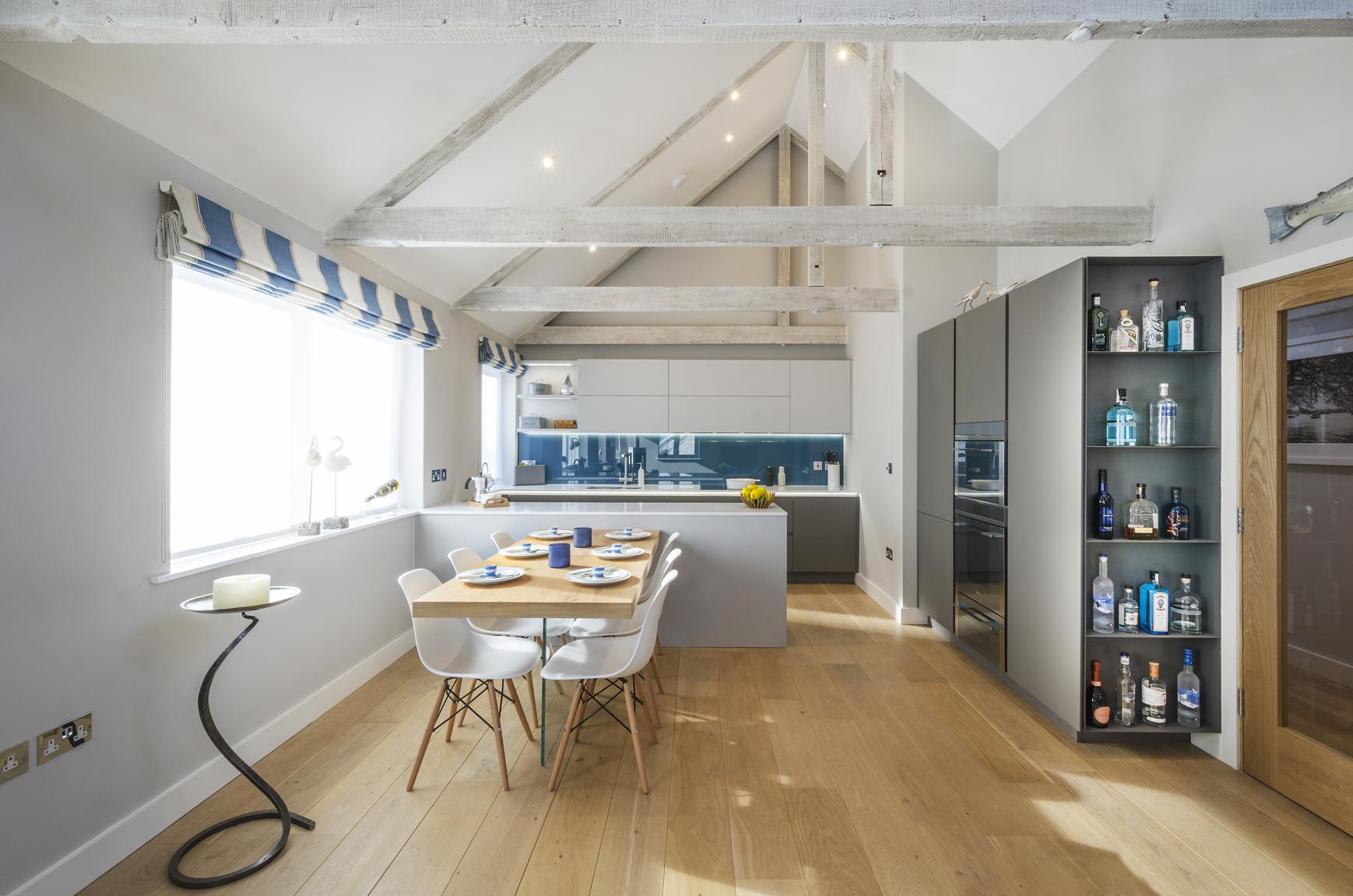 Creeks House Hi-Res 01.jpg