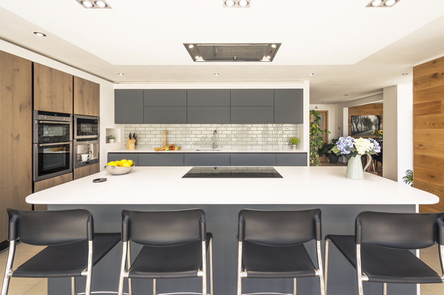 Sutherland Hi-res 02a.jpg