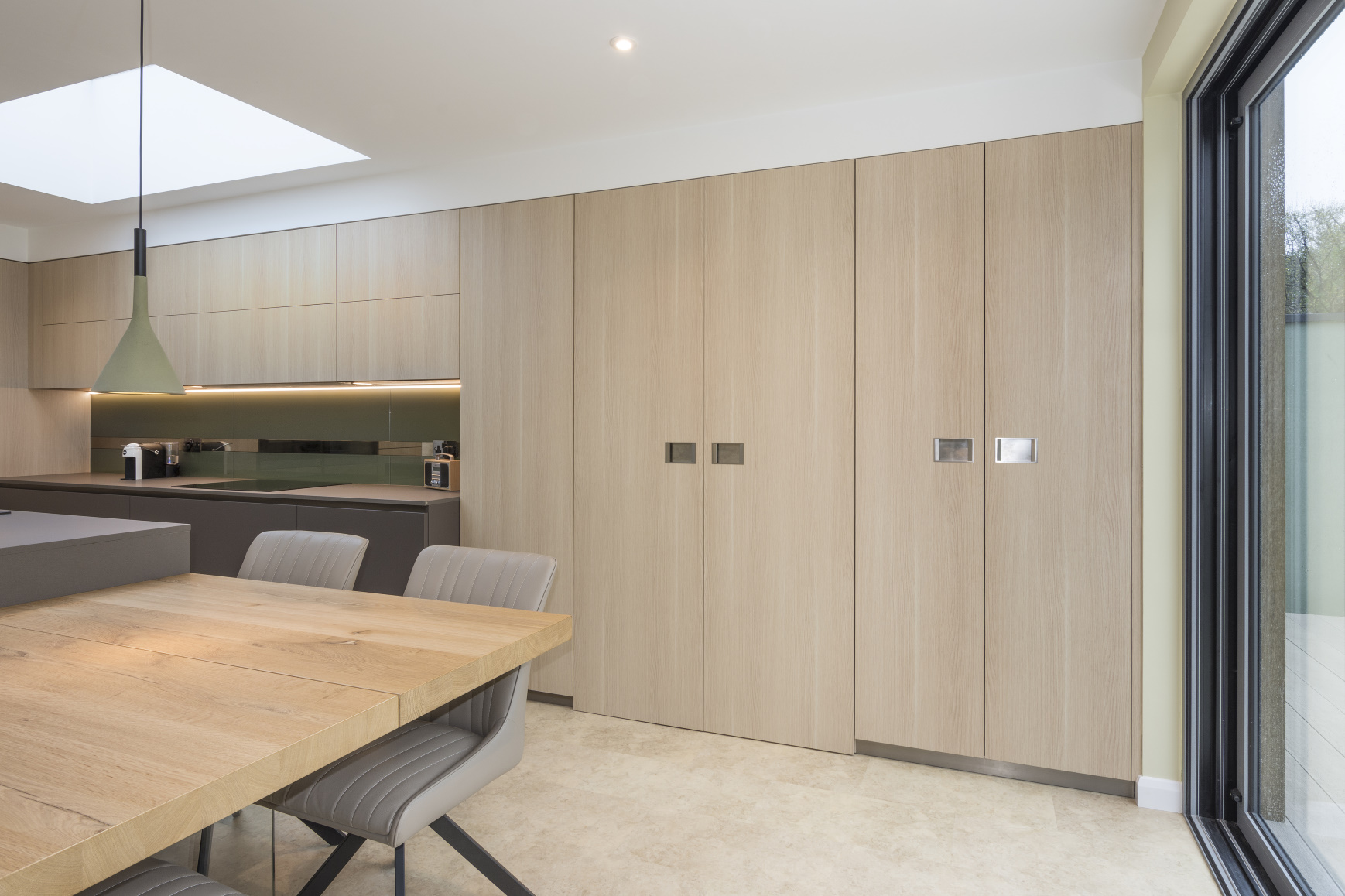 Singer Hi-Res 20-opt.jpg